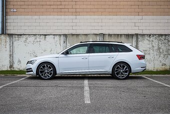 Škoda Superb Combi 2.0 TDI SCR Sportline 4x4 DSG White - 3