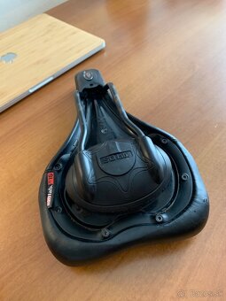SQ lab 602 Ergolux Active sedlo - 3