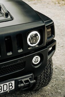 Hummer H3 BLACK Custom - 3