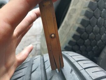 Letné pneu NEXEN 185/60 R15 - 3
