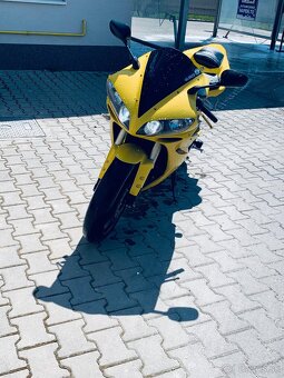 Yamaha r1 rn12 - 3