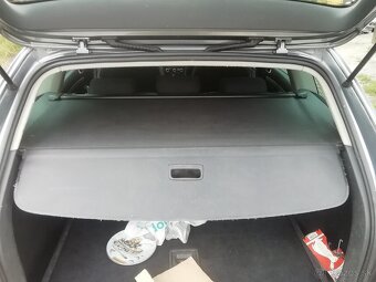 Rozpredám volkswagen golf 6 variant 1,6 tdi 77 kw - 3