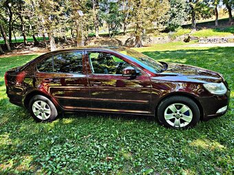 Škoda Octavia II Facelift 1.6 TDI Elegance - 3