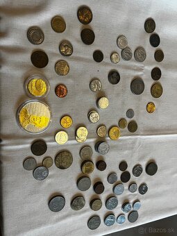 zbierka zahraničných mincí + pamätné medaily - 3