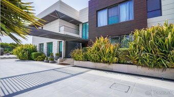 🏰 BARARI MANSION – Ultra-luxusná vila v Dubaji pre náročnýc - 3