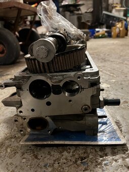 Hlava škoda superb 2 - 3