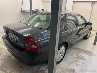 Predám Volvo S80 T6 2,9i, 200kW, r.v. 2002 Nová cena - 3