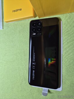 Realme 8 Top stav - 3