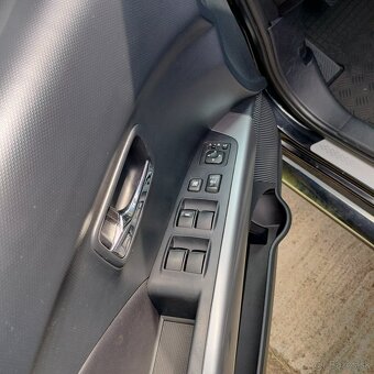 Peugeot 4007 - 3