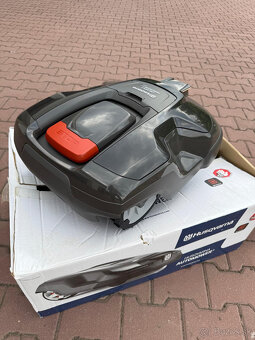 Robotická kosačka HUSQVARNA AUTOMOWER 310 - 3