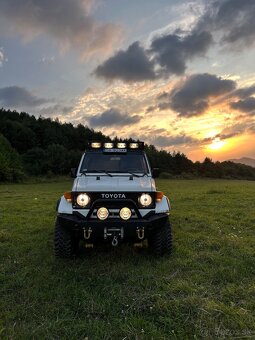 Toyota Land-Cruiser - 3