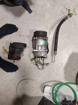 Klimakompresor a servocerpadlo Citroen Xsara picasso 2,0HDi - 3