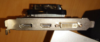 Sapphire HD 5670 - 3