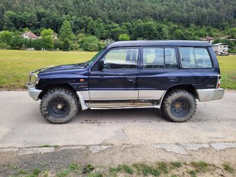 Mitsubishi pajero 2 - 3
