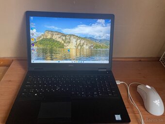 Herný notebook Dell precision 3530 16GB rám - 3