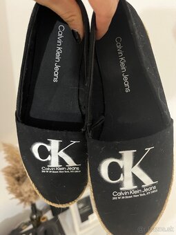 Calvin Klein - 3
