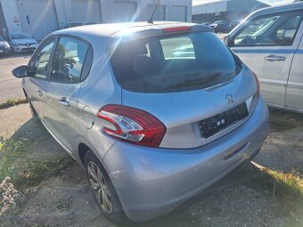 PEUGEOT 208 1,6 HDI  68KW  ROK 2014 - 3