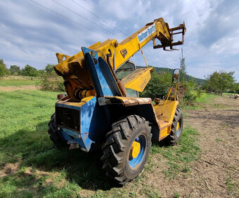 teleskopický nakladač JCB 527 67, 395 000Kč + DPH - 3