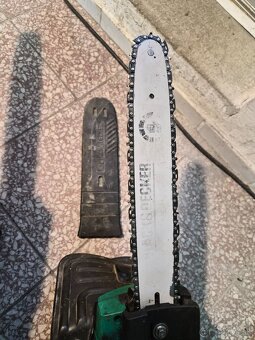 Predám funkčnú reťazovú pílu Black & Decker. - 3