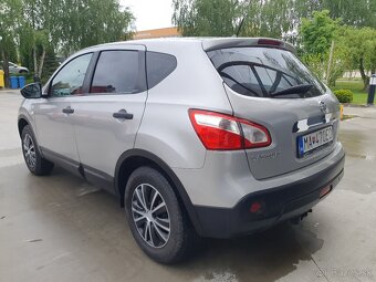 Nissan Qashqai 1.6i Tekna 4x2 (EU5) 86kw 6M benzín - 3