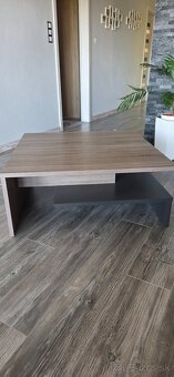 Konferenčny stolik - 3