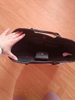 Balík dámskych kabeliek - 3