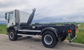 IVECO Eurocargo, E5 4x4 s nadstavbou hákový nosič kont. - 3