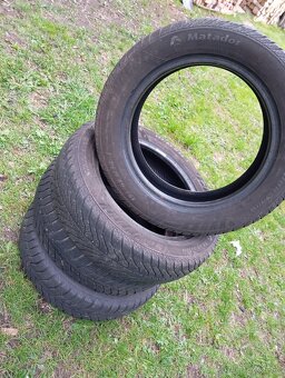 Predám zimné pneumatiky Matador 155/65R14 - 3