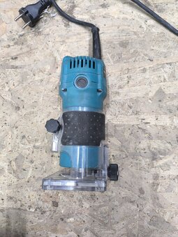 Makita 3709 - 3