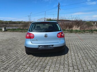 Vw golf 5 1.4 benzín 59kw - 3