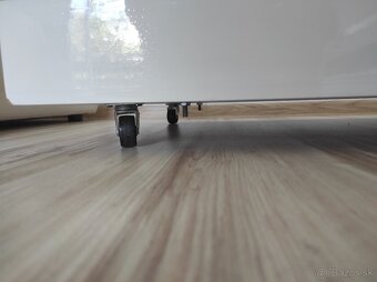 Konferenčný stolík so sklenou platňou - 3