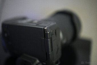 Canon EOS R - 3