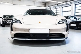 Porsche Taycan - 3