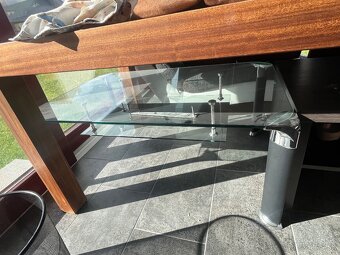 Predám svetla,lustre,vazu,stolík tv , konferečny stolík - 3