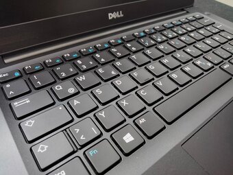 Dell Latitude 7280 , Intel® Core™i5 ,8gb ram , ssd , Win 11 - 3