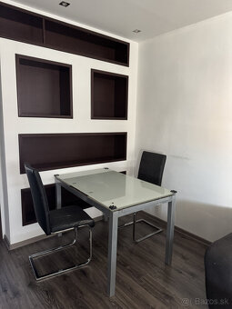 Priestranný 4 izbový byt v tichej lokalite s krásnym výhľado - 3