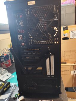 Fractal Meshify + Noctua + gold zdroj - 3