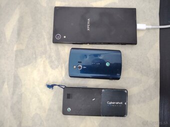 Sony Ericsson 3x - 3