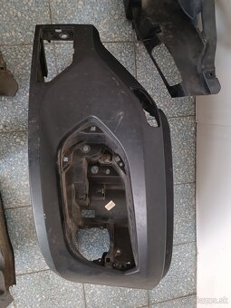 Iveco Daily 2018 - Nazanik, maska , drziaky , Kapota - 3