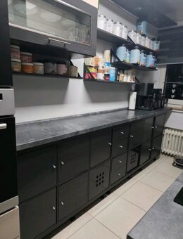 Moderní lesklá linka s vestavěnými spotřebiči,5864 - 3