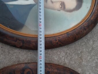 Predám dva oválne rámy - 3