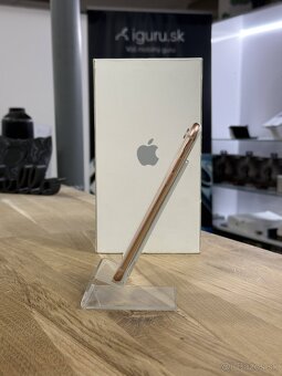 iPhone 8 Gold 64GB - 3