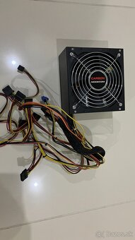 Kvalitný 530W zdroj Modecom MC 530 Carbon - 3