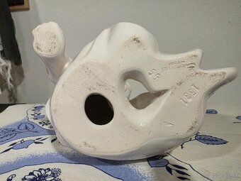 Soška Sediaci chlapček Keramia Kravsko - 3