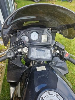 Predám hondu vtr 800 - 3