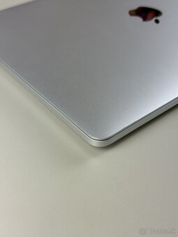 MacBook Pro M1 8/256Gb - 3