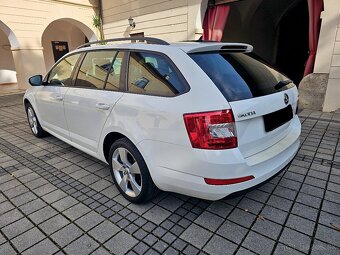 Škoda Octavia Combi 2.0 TDI DSG F1 Elegance Navi Koža R17 - 3
