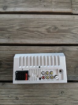 Predám autorádio NCS RS‑302 (2 DIN, 7” dotykový displej) - 3