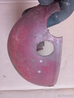 Predám polovicu masky jawa 550 - 3