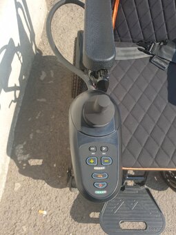 Elektrický invalidný vozík - 3